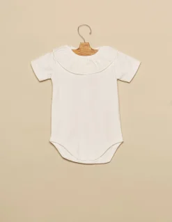Flash Sale Body cuello volante blanco Bodies